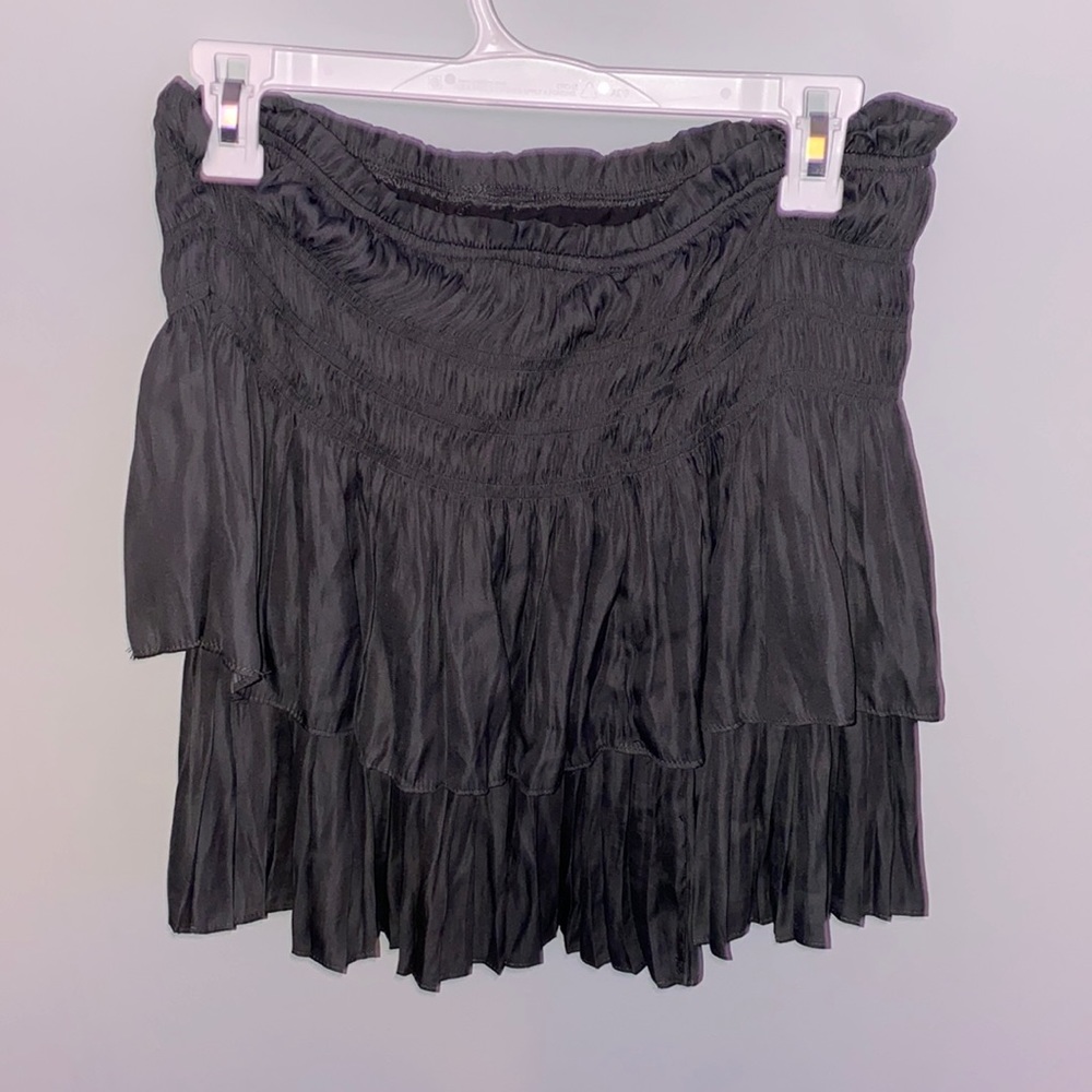 ruffled skirt